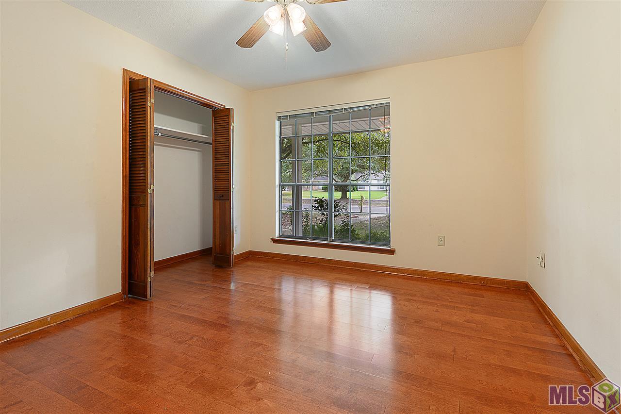 5342 Hickory Ridge Boulevard Baton Rouge, LA 70817 - Photo 12 of 15 Gallery Image 12