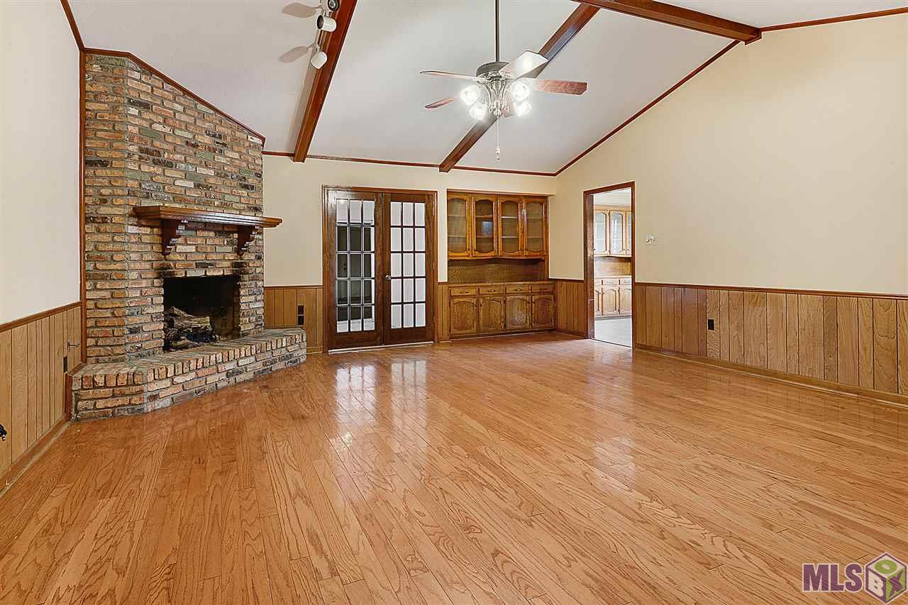 5342 Hickory Ridge Boulevard Baton Rouge, LA 70817 - Photo 3 of 15 Gallery Image 3