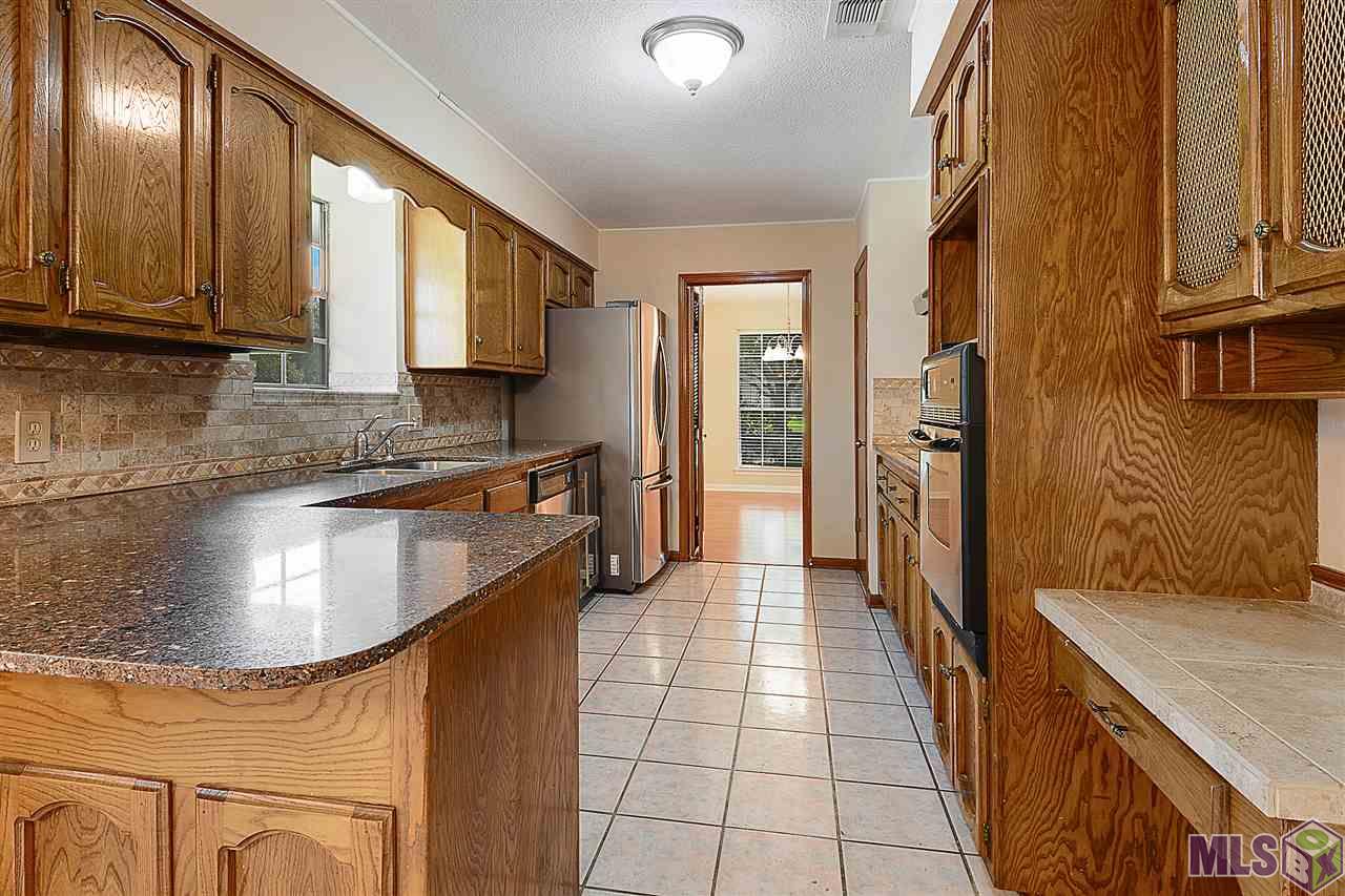 5342 Hickory Ridge Boulevard Baton Rouge, LA 70817 - Photo 5 of 15 Gallery Image 5