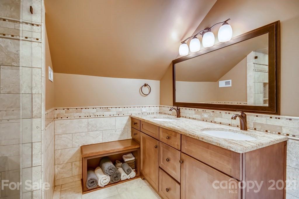 309 Marsh Road Charlotte, NC 28209 - Photo 19 of 23 Gallery Image 19