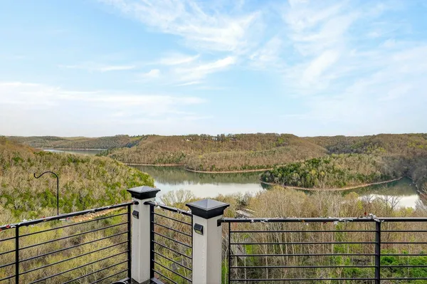 $2,590,000 | 160 Shayna Court, Smithville, TN 37166