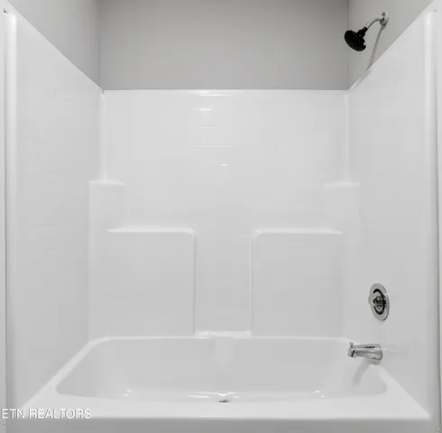 $299,900 | 1564 Hollow Springs Road, White Pine, TN 37890