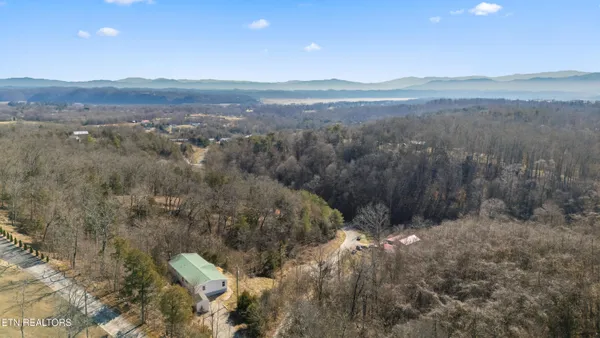 $279,900 | 1564 Hollow Springs Road, White Pine, TN 37890