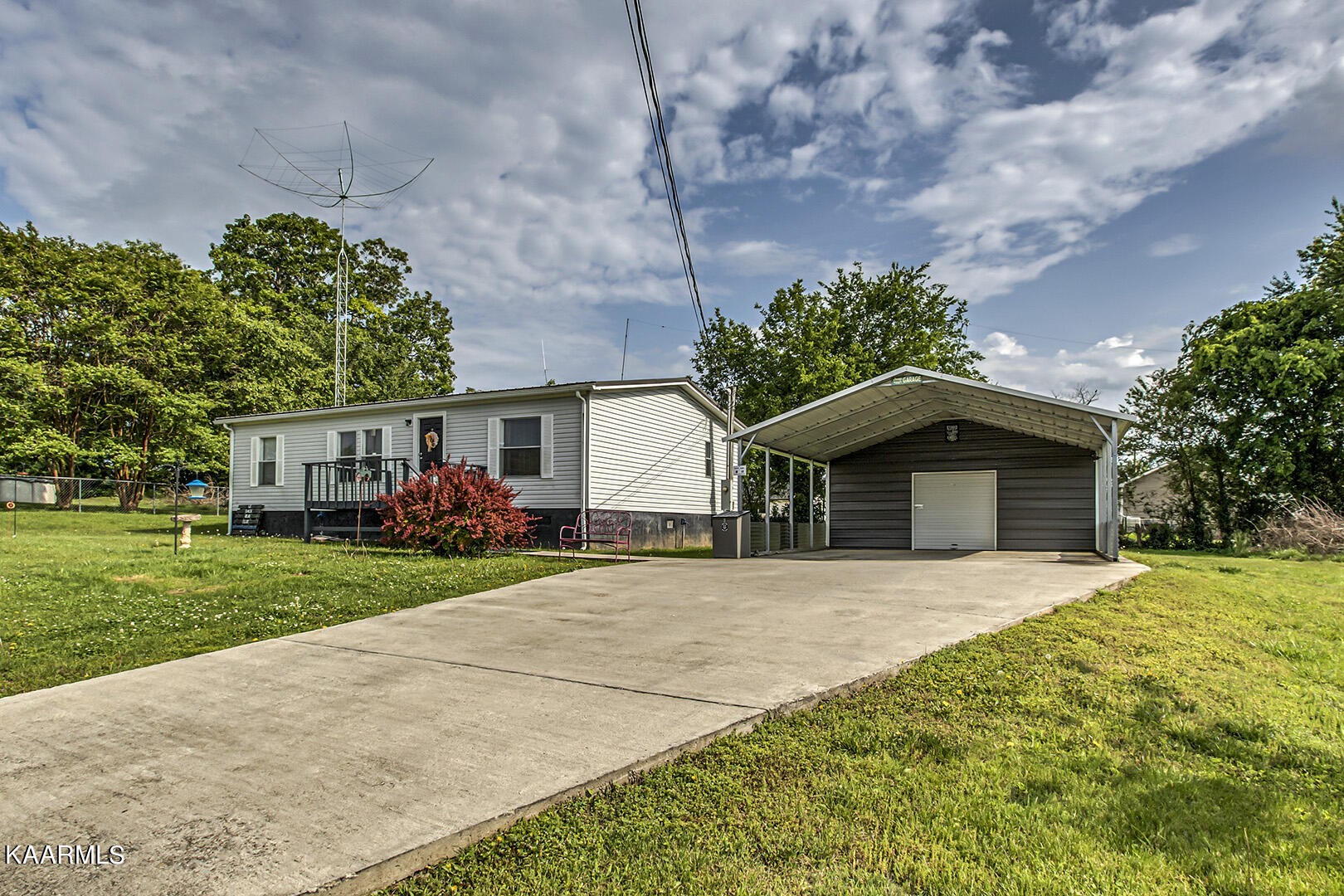 28 Martin Street Englewood, TN 37329 - Photo 1 of 25