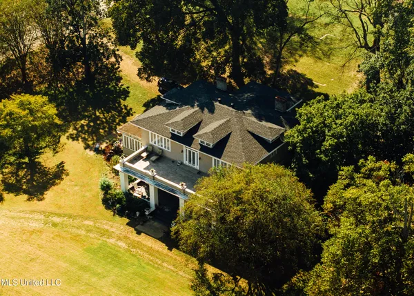 $275,000 | 300 Elizabeth Street, Rosedale, MS 38769