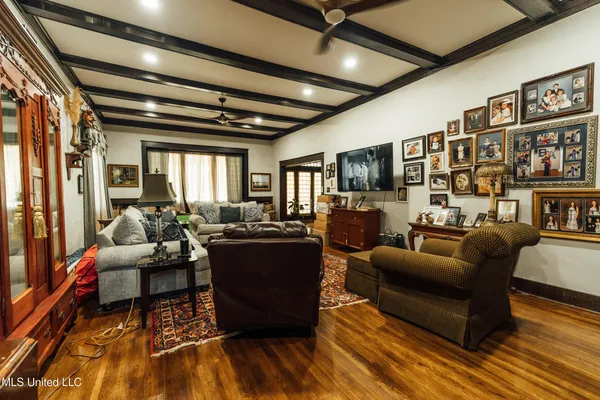 $275,000 | 300 Elizabeth Street, Rosedale, MS 38769