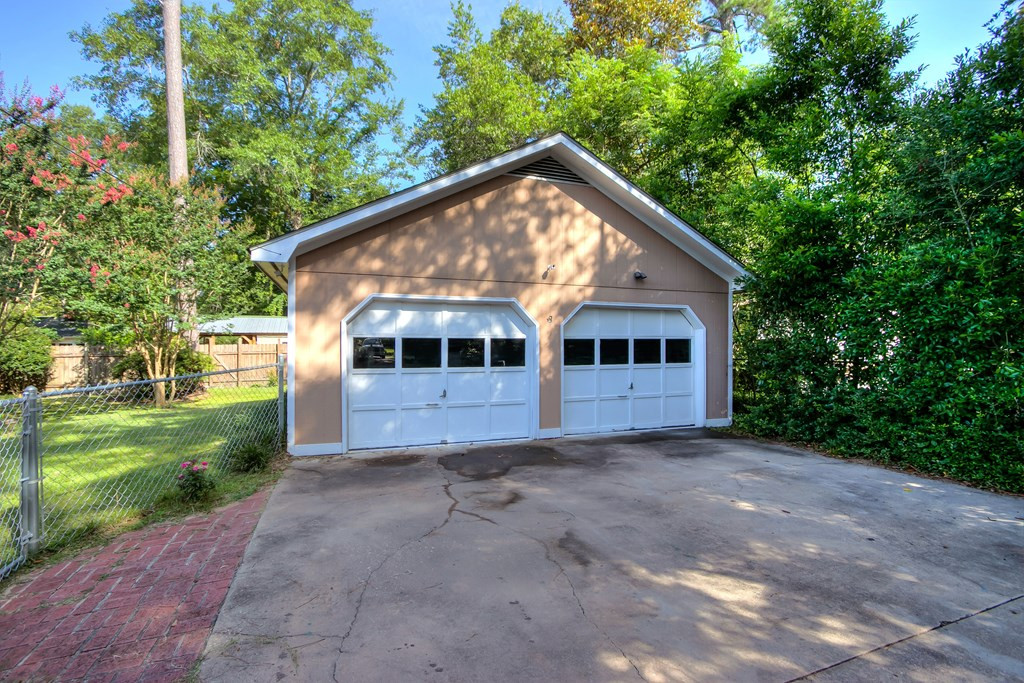 14 Riley Street Sumter, SC 29150 - Photo 4 of 36 Gallery Image 4