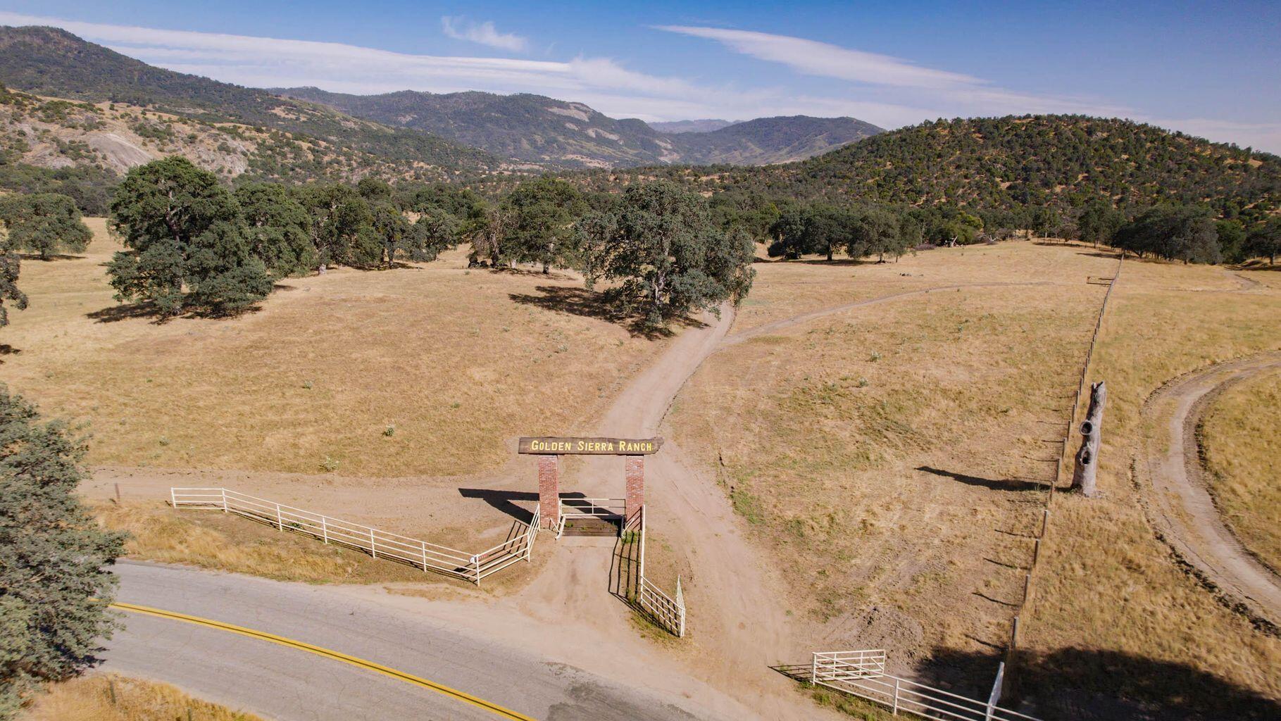 44223 Balch Park Road Springville, CA 93265 - Photo 22 of 110 12