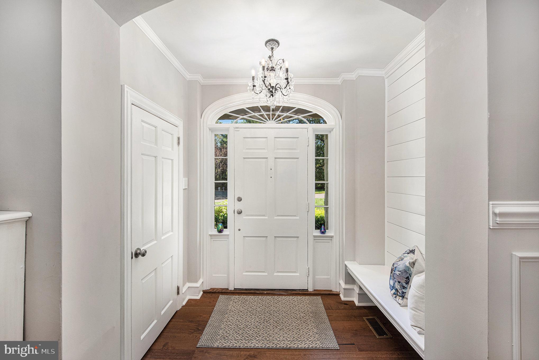 109 Willowburn Road Villanova, PA 19085 - Photo 7 of 65 a bathroom with a tub and a window