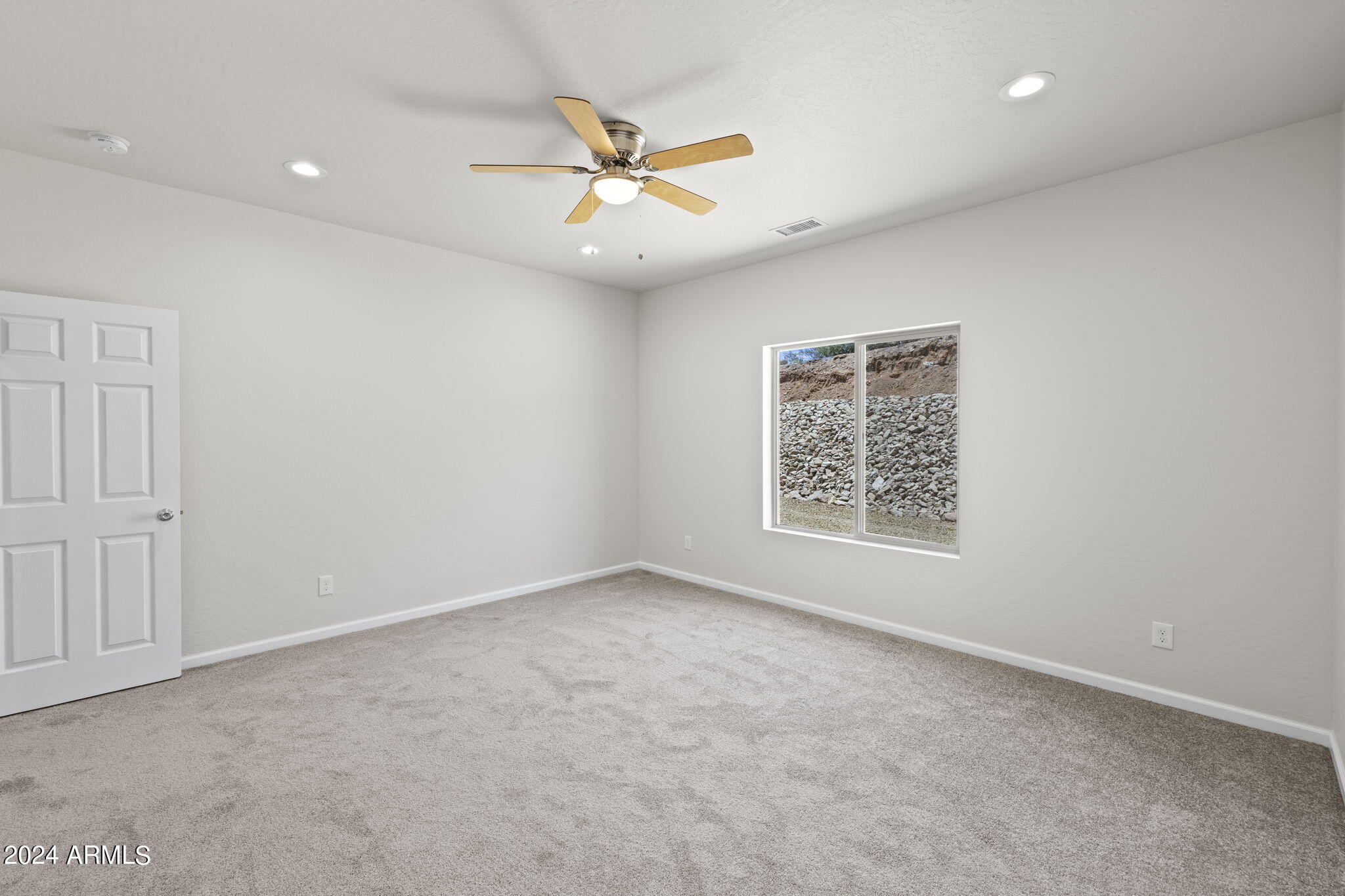 14521 East Ridge Way Dewey, AZ 86327 - Photo 36 of 51 28-web-or-mls-R27A3657