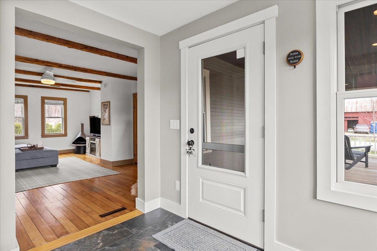 331 Maple Street Waterbury, VT 05677 - Photo 4 of 60 Gallery Image 4