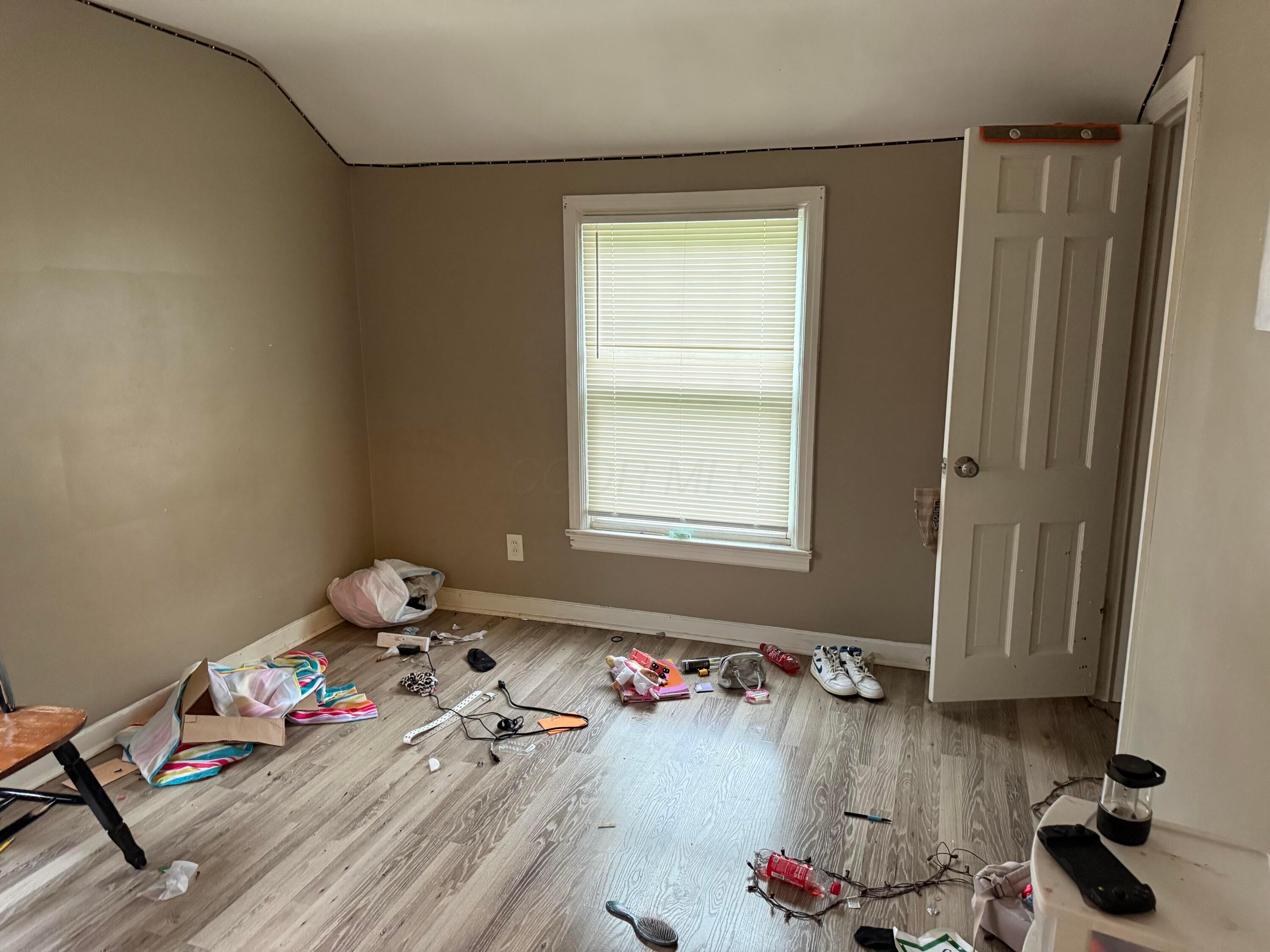 594 South Hampton Road Columbus, OH 43213 - Photo 6 of 25
