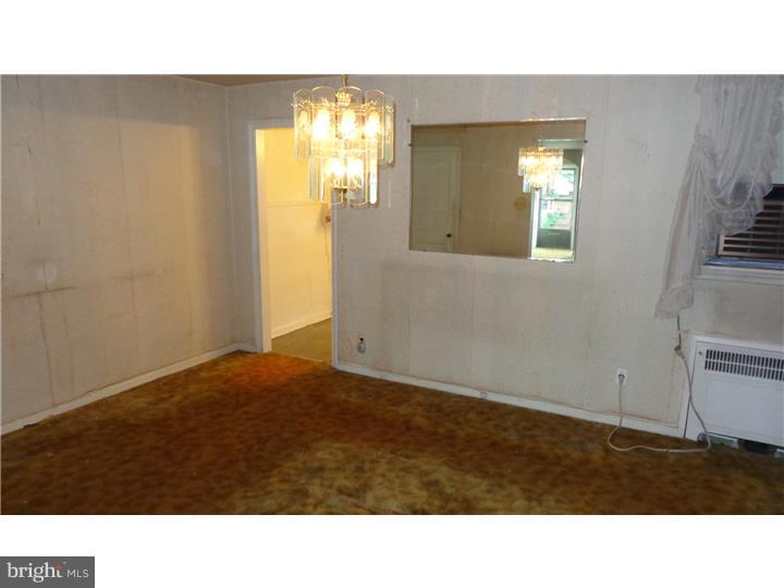 255 Margate Road Upper Darby, PA 19082 - Photo 11 of 25 Dining Room