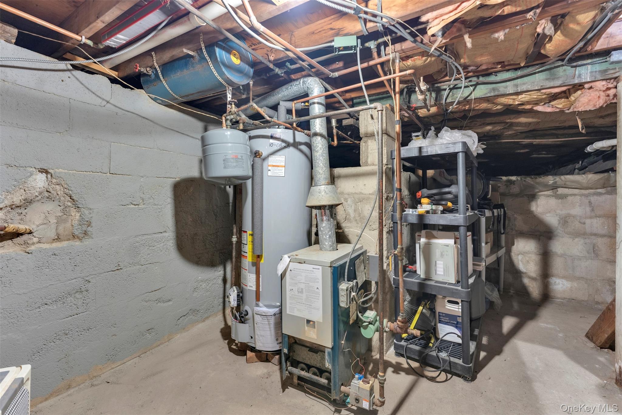 64 Tier Street Bronx, NY 10464 - Photo 14 of 16