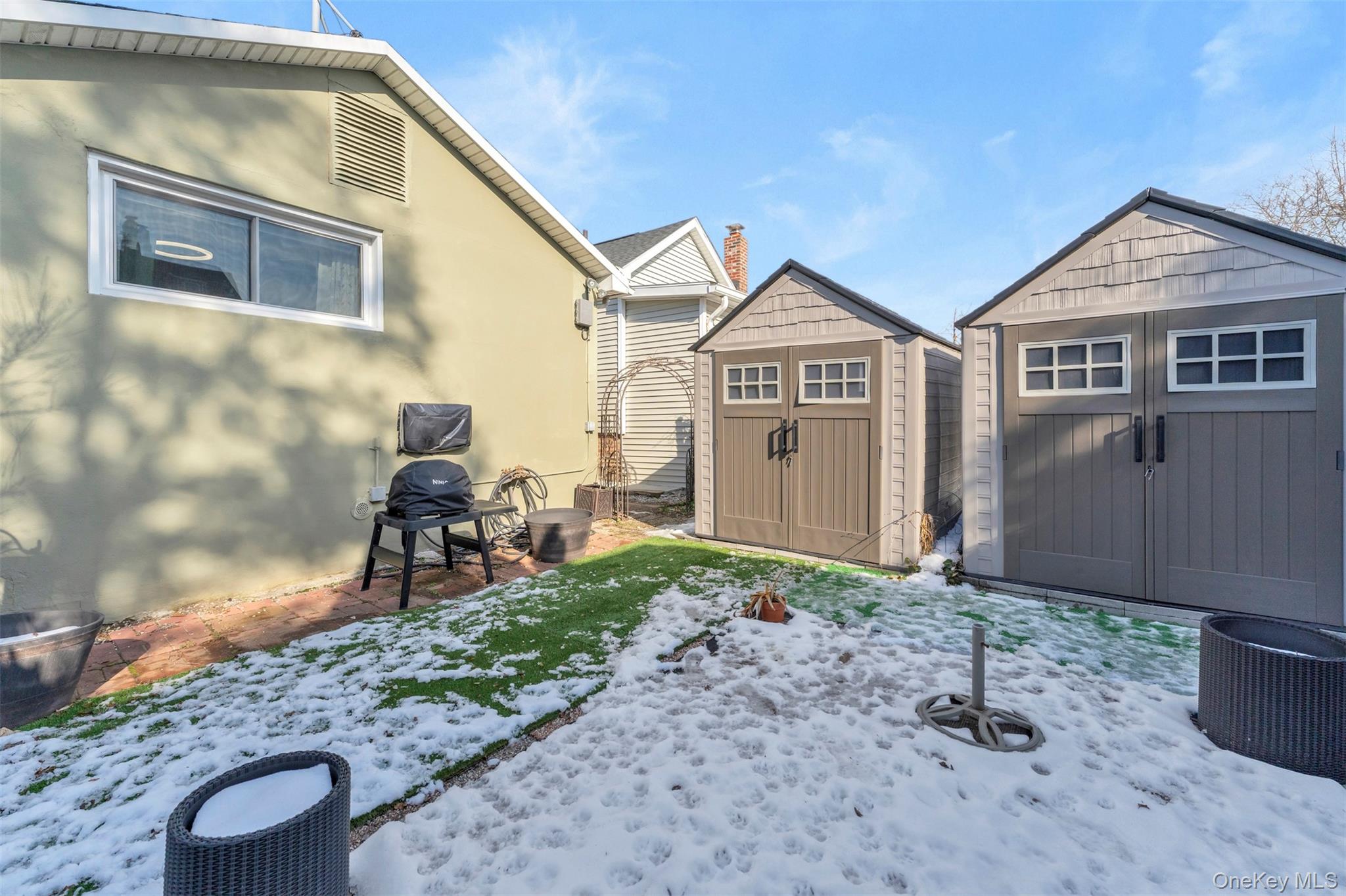 64 Tier Street Bronx, NY 10464 - Photo 15 of 16