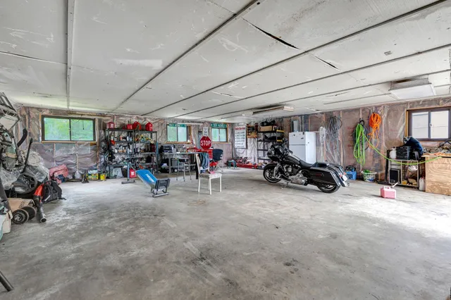 $240,000 | 2270 Waynesboro Highway, Waynesboro, TN 38485