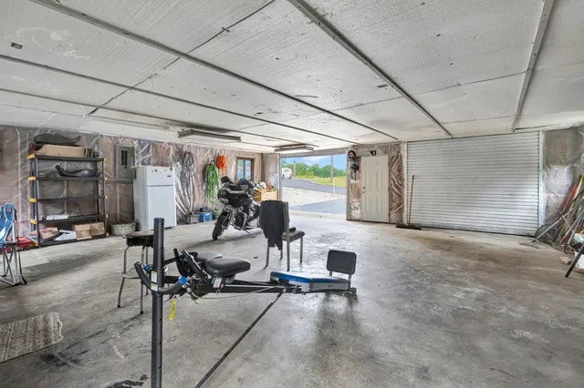 $240,000 | 2270 Waynesboro Highway, Waynesboro, TN 38485