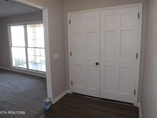 $325,000 | 262 Oxford Circle, Harrogate, TN 37752