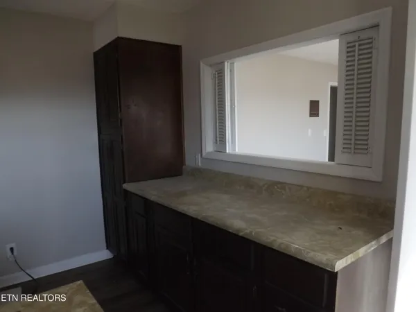 $309,900 | 262 Oxford Circle, Harrogate, TN 37752