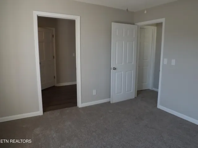 $325,000 | 262 Oxford Circle, Harrogate, TN 37752