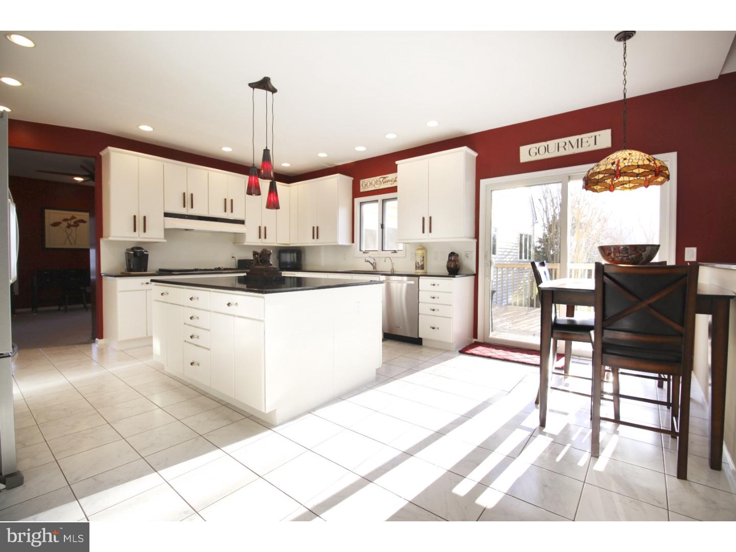 2 Stirling Way Lumberton, NJ 08048 - Photo 4 of 25 Kitchen