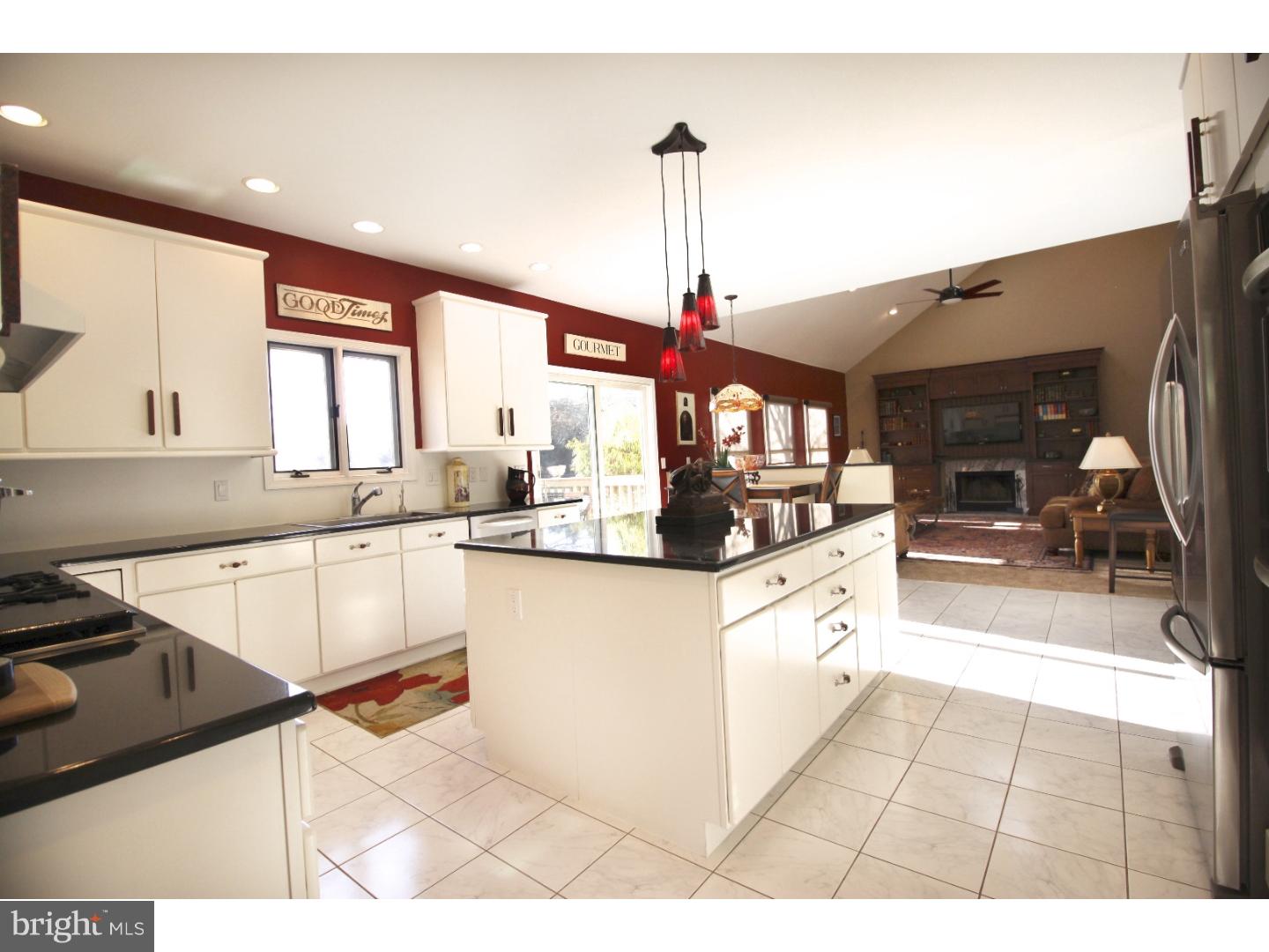 2 Stirling Way Lumberton, NJ 08048 - Photo 5 of 25 Kitchen