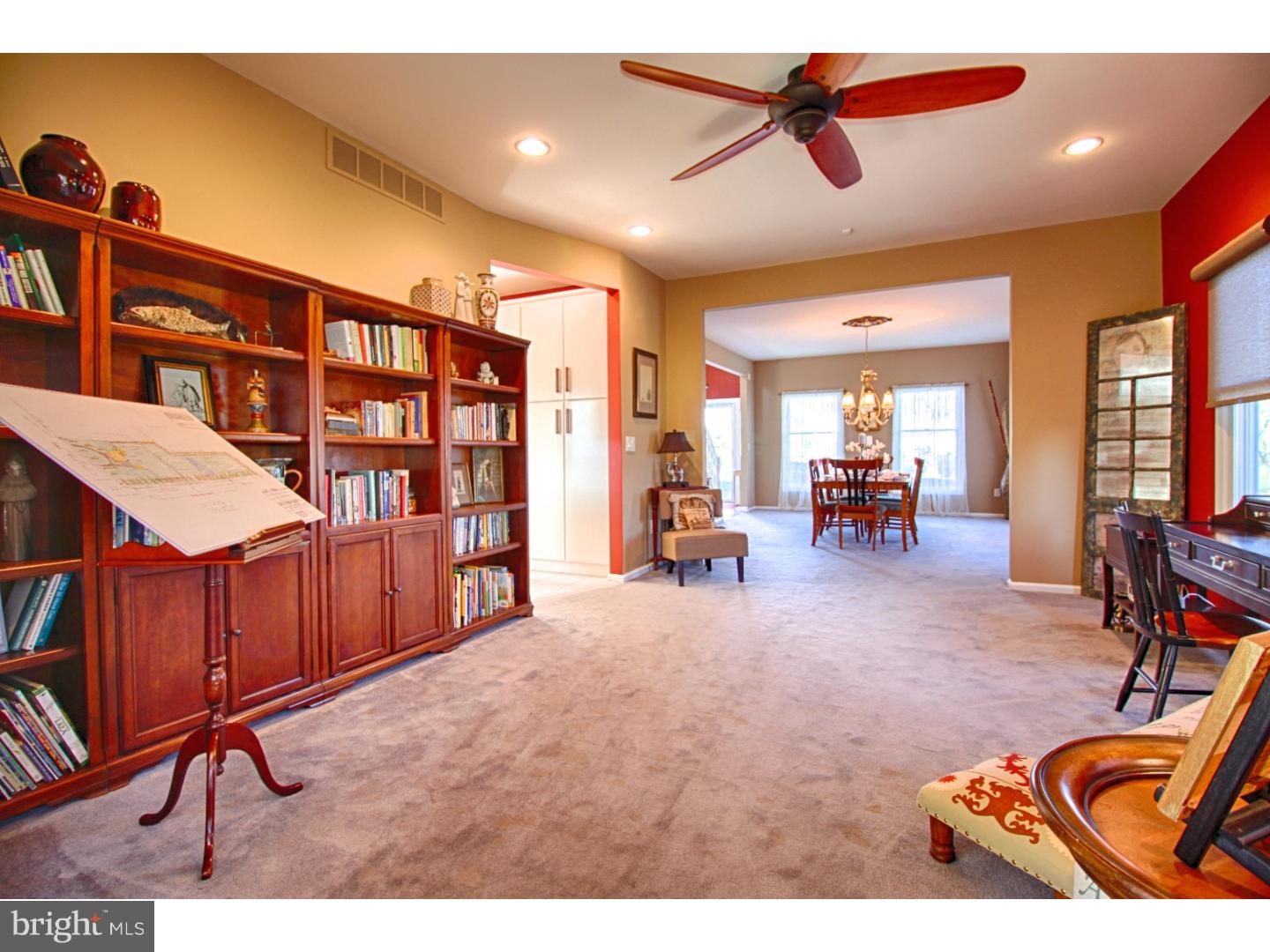 2 Stirling Way Lumberton, NJ 08048 - Photo 7 of 25 Living Room