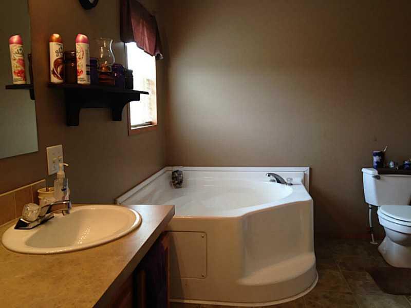 298 South East Street Ridgeway, OH 43345 - Photo 15 of 24