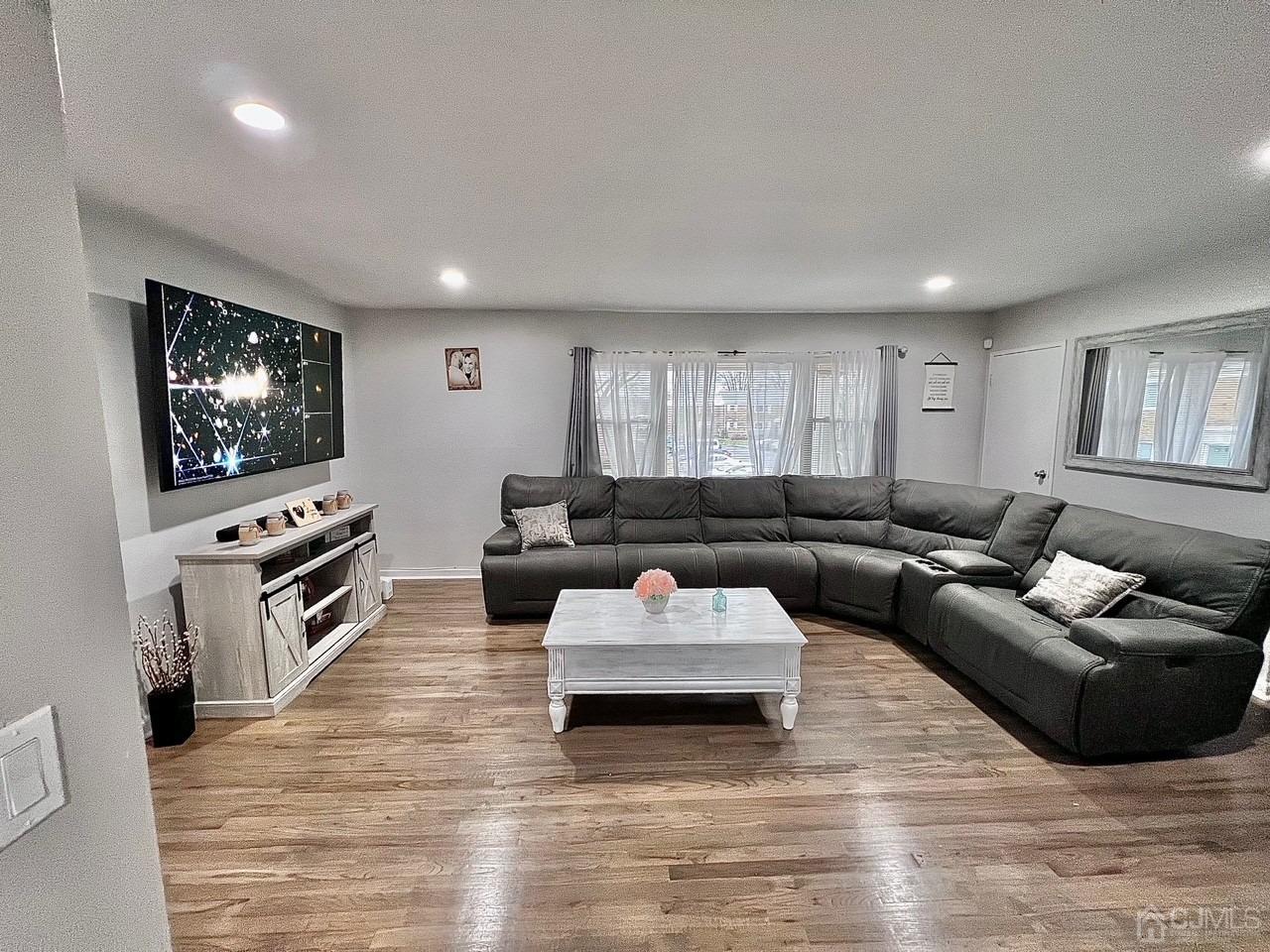 199-199 Evergreen Road, Unit 5B Edison, NJ 08837 - Photo 6 of 16 Gallery Image 6