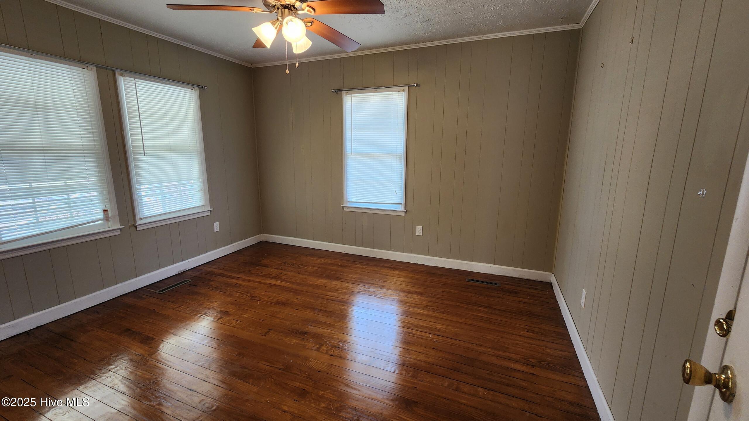 744 Sweet Home Church Road Elizabethtown, NC 28337 - Photo 13 of 16 Guest Bedroom