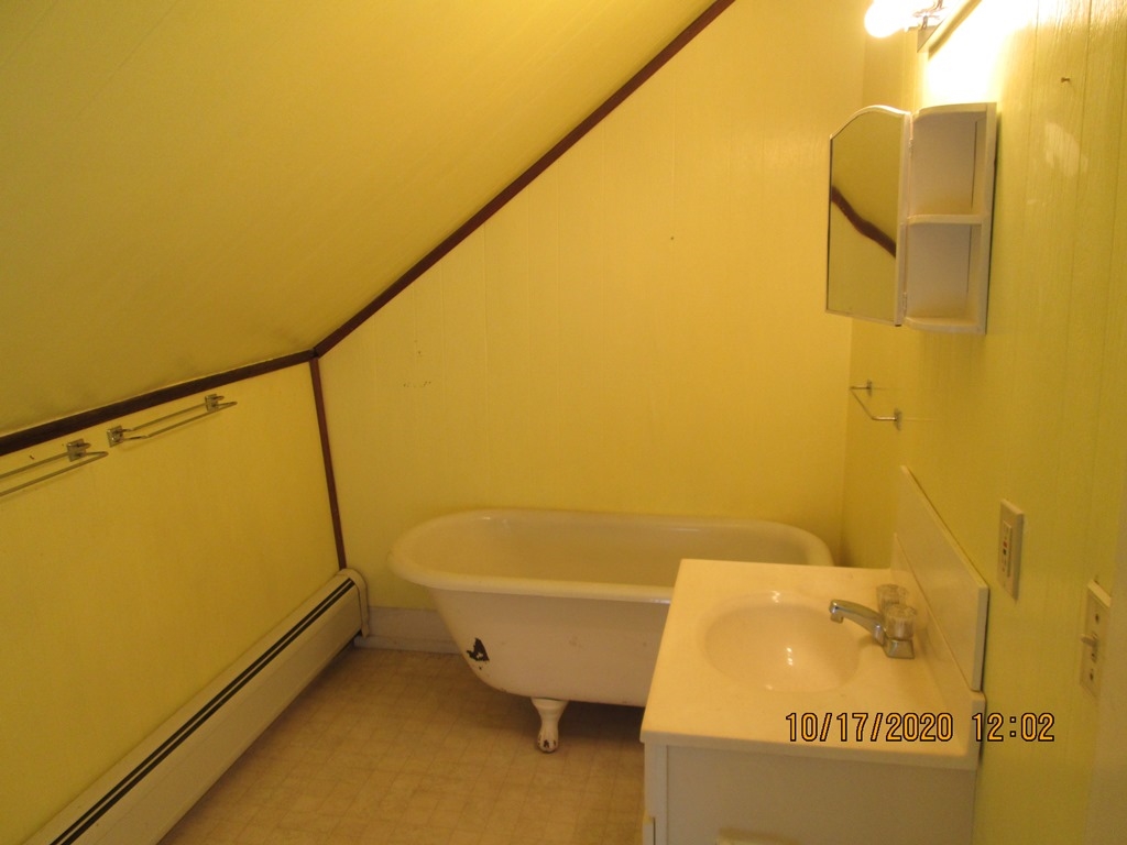 326 Gale Street Canaan, VT 05903 - Photo 24 of 40