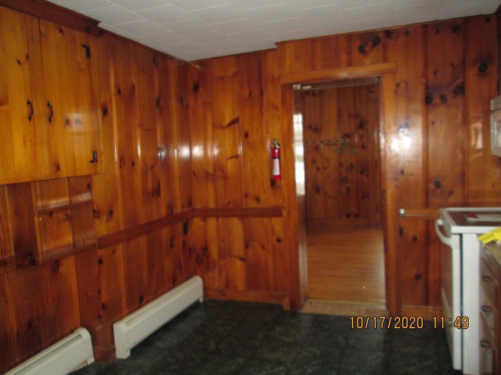 326 Gale Street Canaan, VT 05903 - Photo 8 of 40