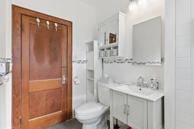 $214,900 | 6338 28th Avenue, Kenosha, WI 53143