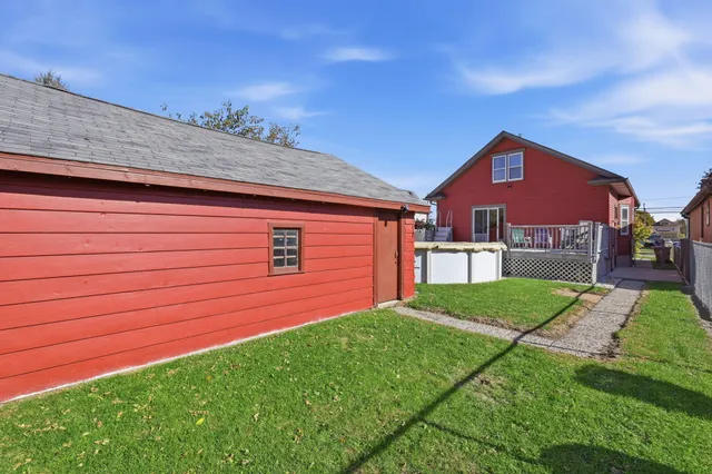 $214,900 | 6338 28th Avenue, Kenosha, WI 53143