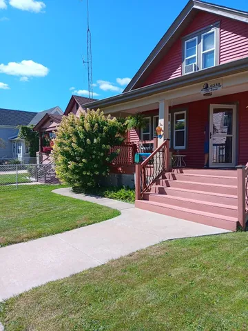 $214,900 | 6338 28th Avenue, Kenosha, WI 53143