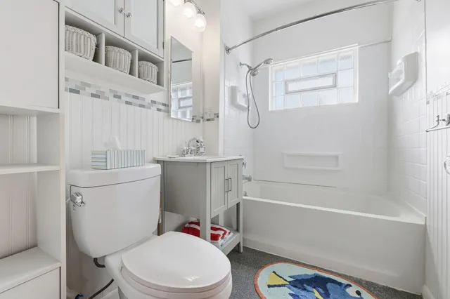 $214,900 | 6338 28th Avenue, Kenosha, WI 53143