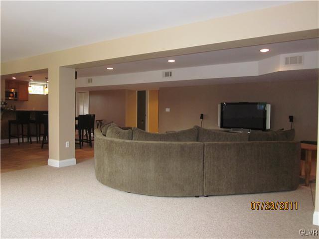 3747 West Washington Street Allentown, PA 18104 - Photo 19 of 39 Gallery Image 19