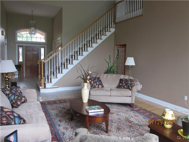 3747 West Washington Street Allentown, PA 18104 - Photo 5 of 39 Gallery Image 5