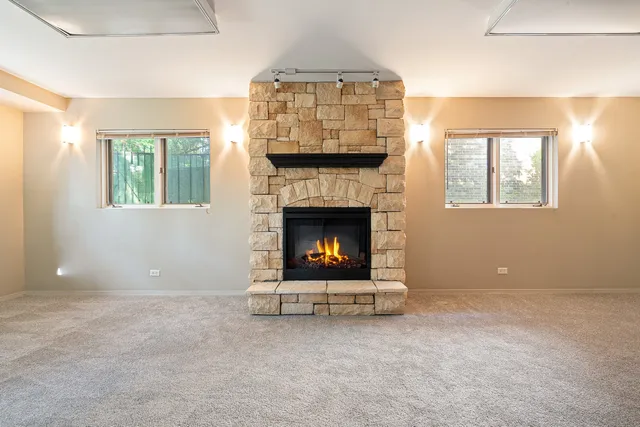 $399,500 | 10567 Waterford Drive, Westchester, IL 60154