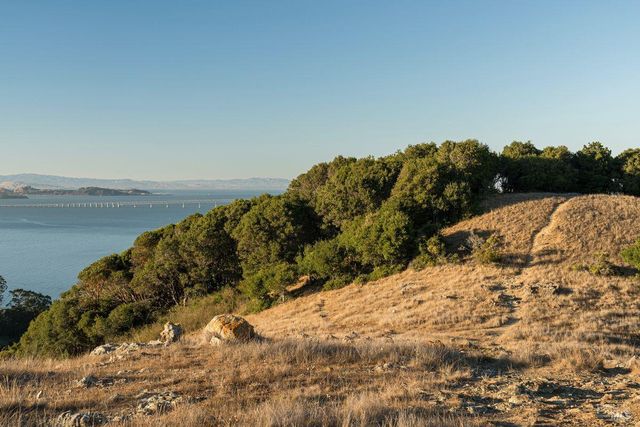 $8,495,000 | 139 Gilmartin Drive, Tiburon, CA 94920
