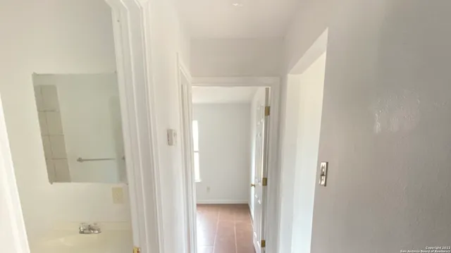 $850 | 428 Burnett Avenue, Unit A, Charlotte, TX 78011