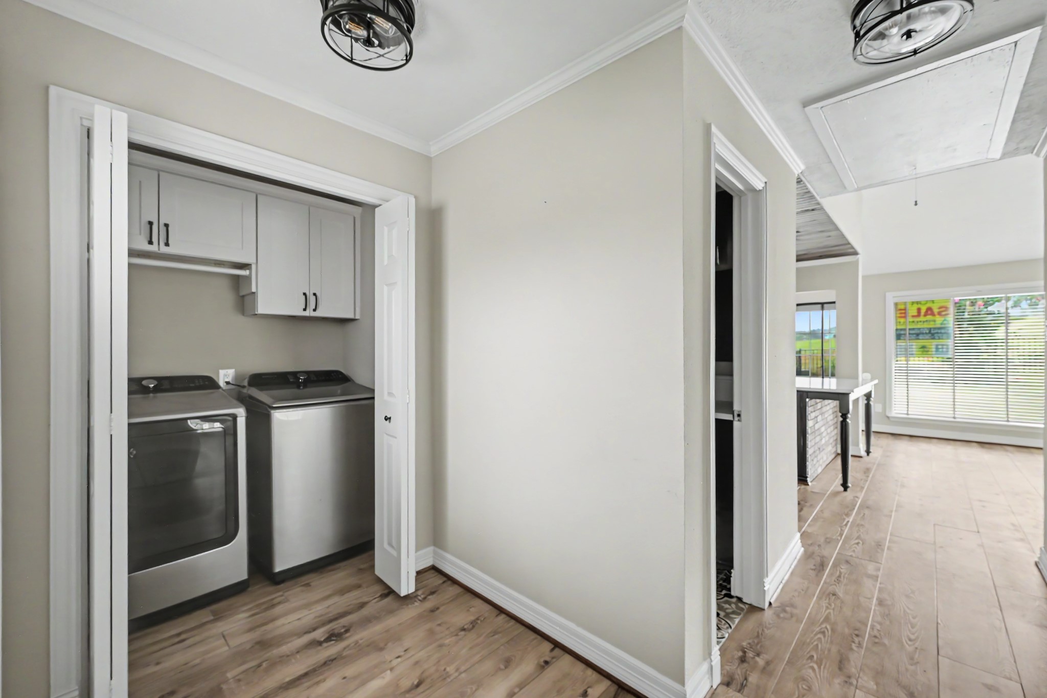 41 Driving Range Lane Trinity, TX 75862 - Photo 18 of 21 Yes the Washer and Dryer and fridge stay.