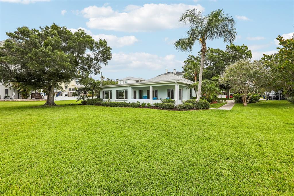 610 Indiana Avenue Crystal Beach, FL 34683 - Photo 3 of 53
