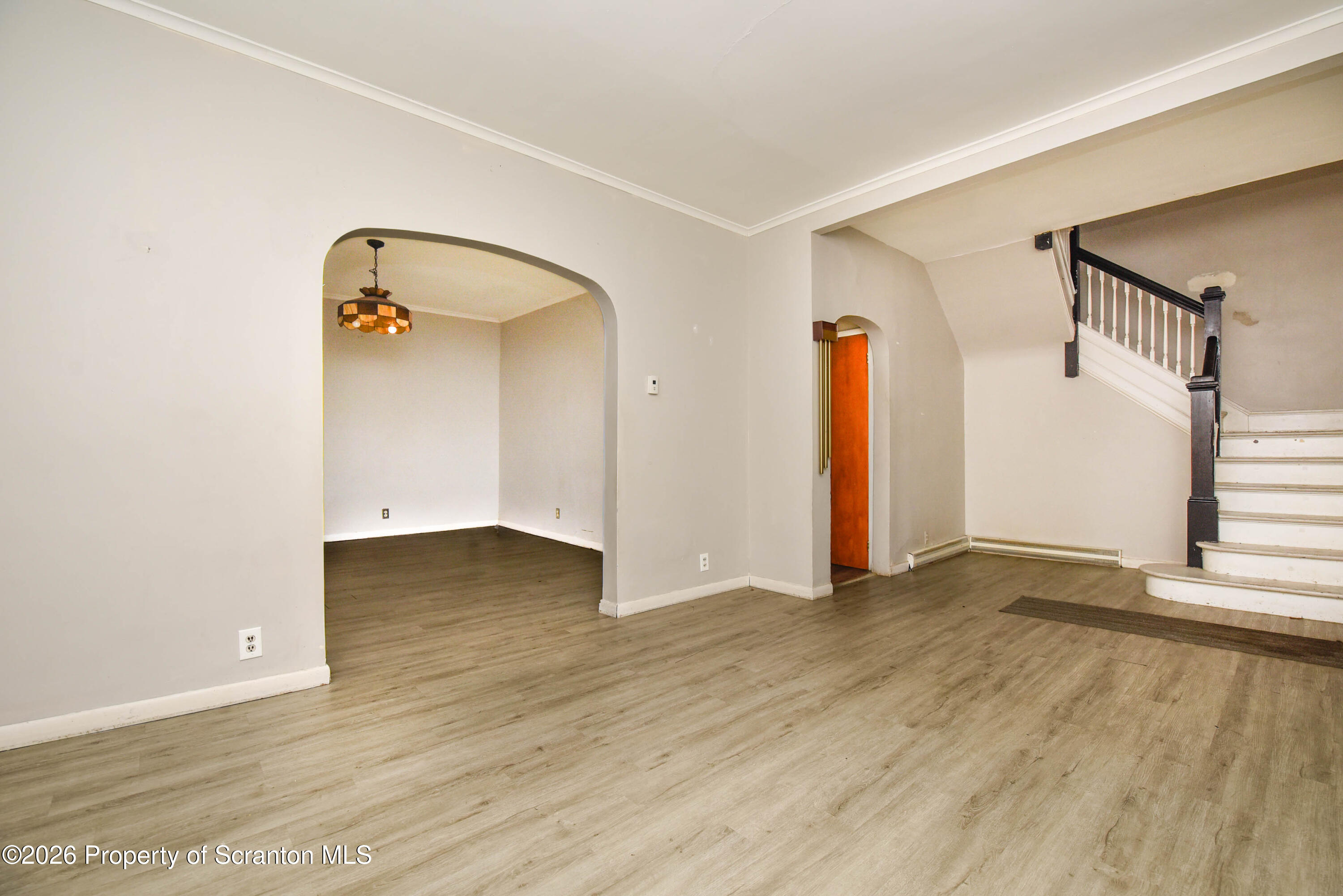 1318 Pine Street Scranton, PA 18510 - Photo 5 of 50 _DSC5247