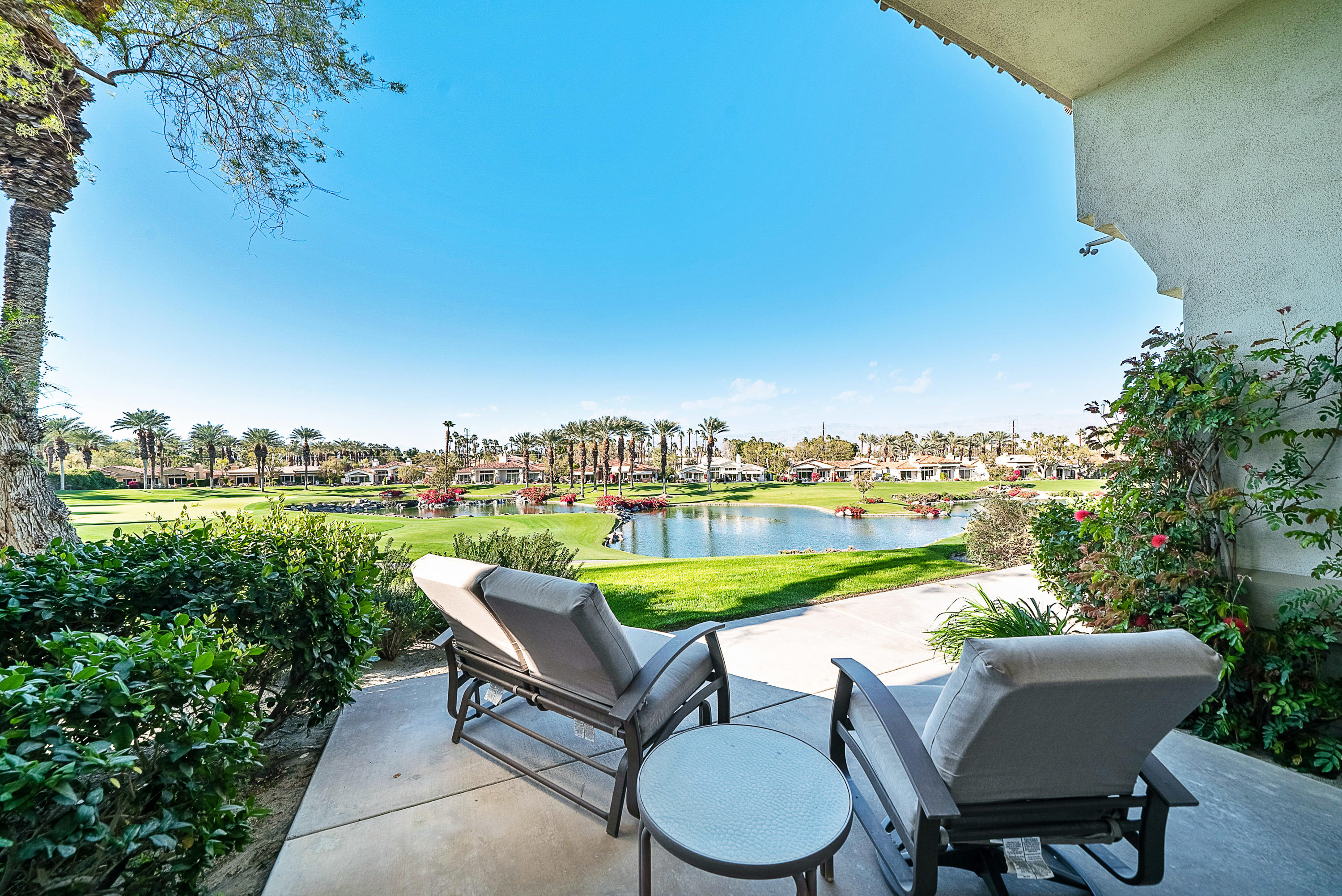 500 Red Arrow Trail Palm Desert, CA 92211 - Photo 5 of 60 p-38