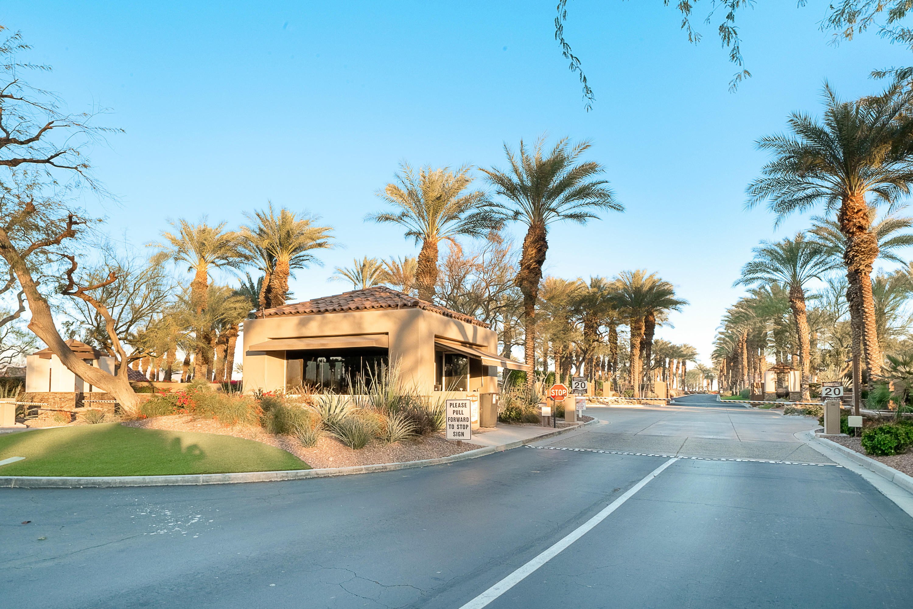 500 Red Arrow Trail Palm Desert, CA 92211 - Photo 52 of 60 a front view of house with yard and swimming pool