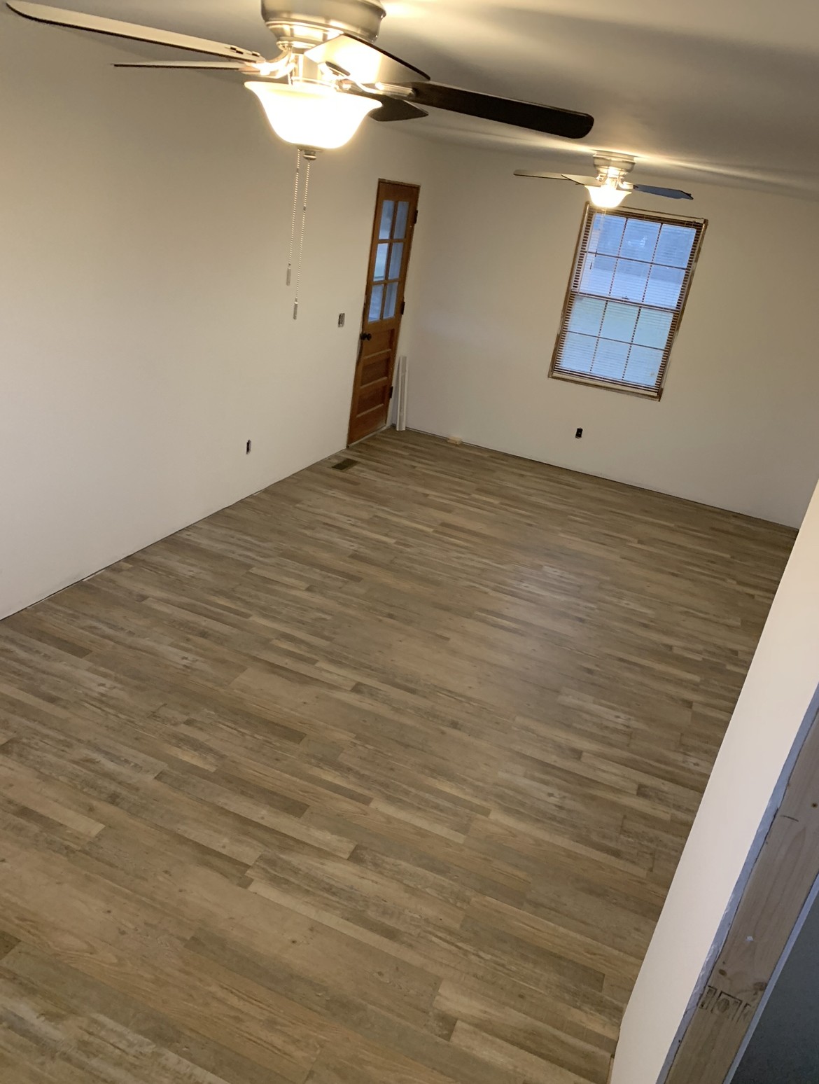 12663 Newtown Road Rockvale, TN 37153 - Photo 16 of 17 a view of an empty room with a window