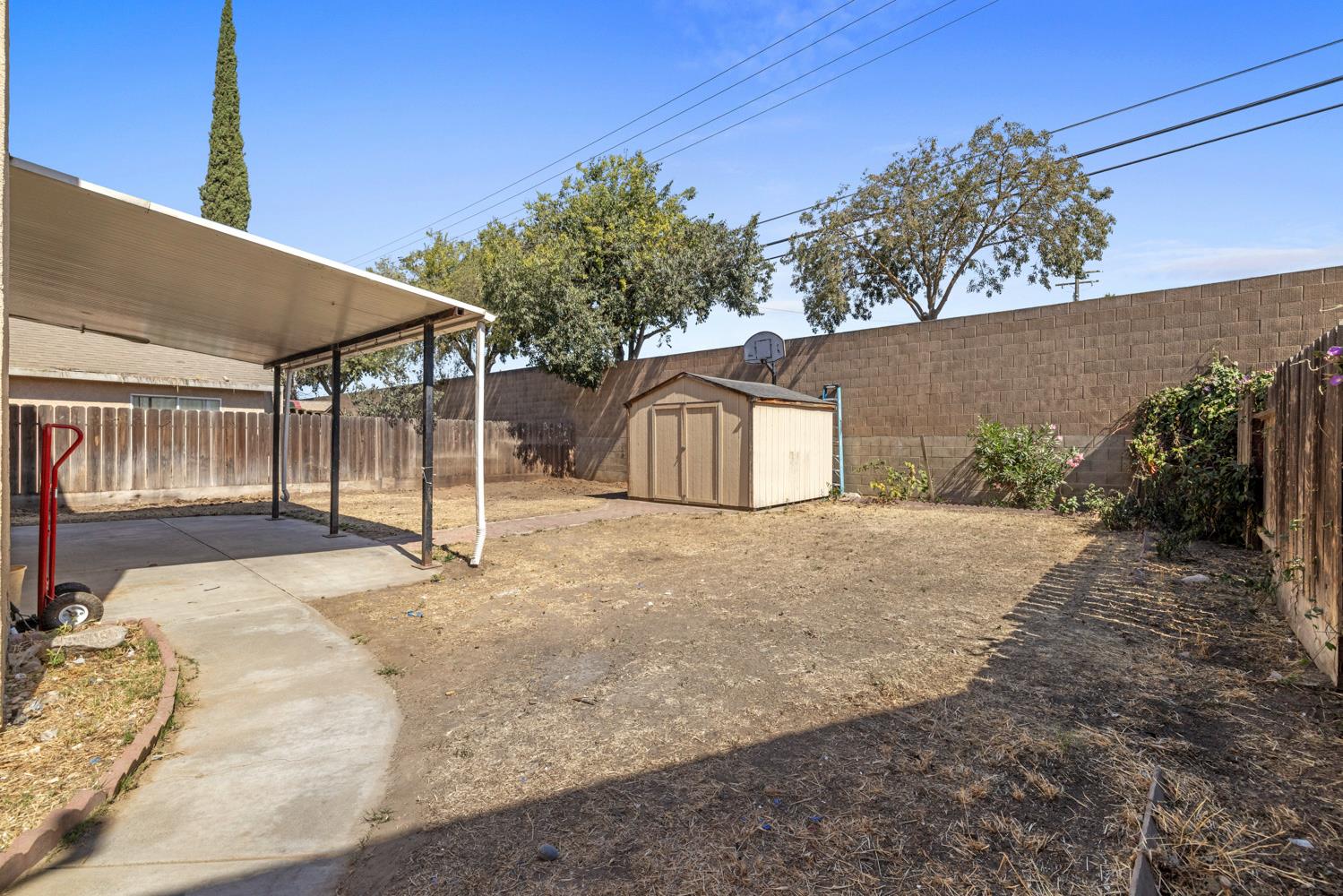 916 Fall River Drive Modesto, CA 95351 - Photo 32 of 33