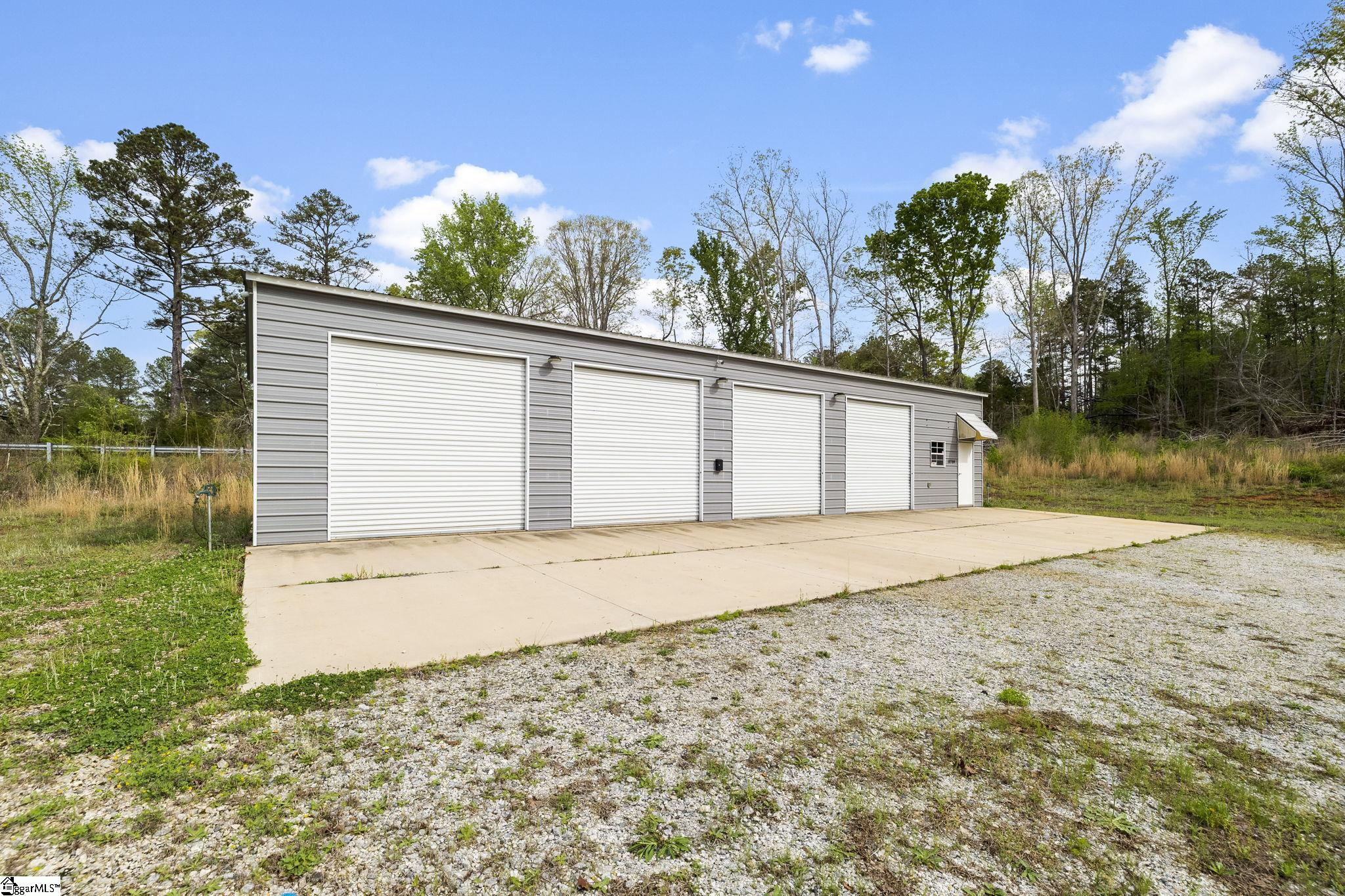 10795 Highway 252 Ware Shoals, SC 29692 - Photo 10 of 28