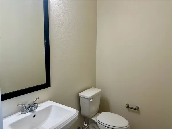 $1,800 | 515 War Admiral Drive, Unit A, Jarrell, TX 76537